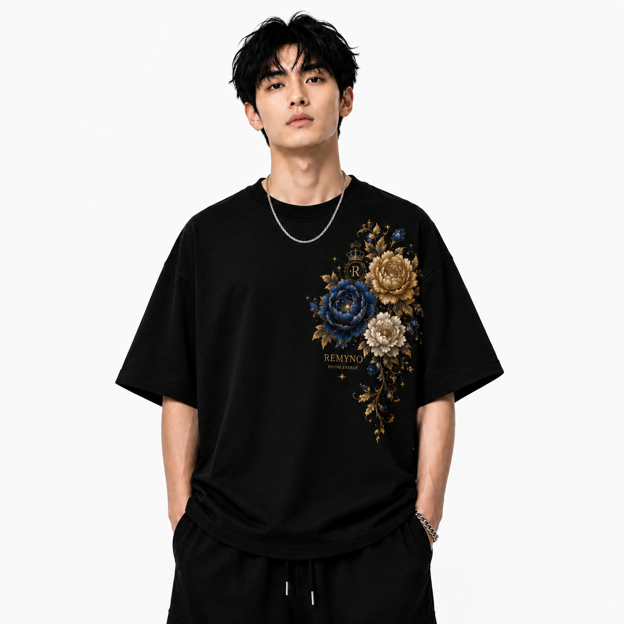 Cotton T-shirt with printed logo pattern of the "REMYNO" brand.