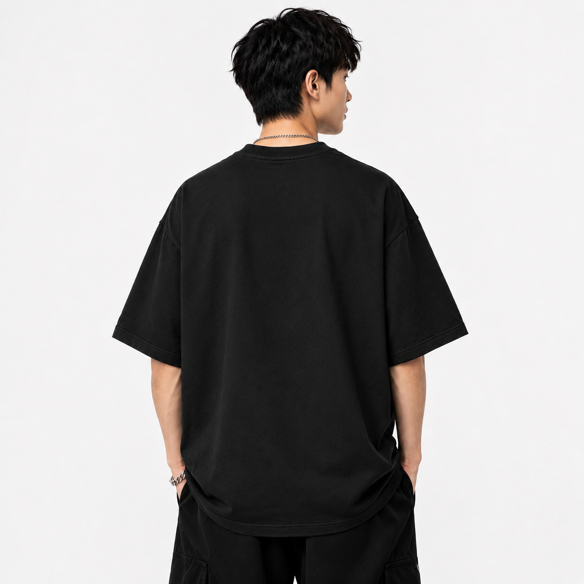 Cotton T-shirt with "REMYNO" brand logo print.