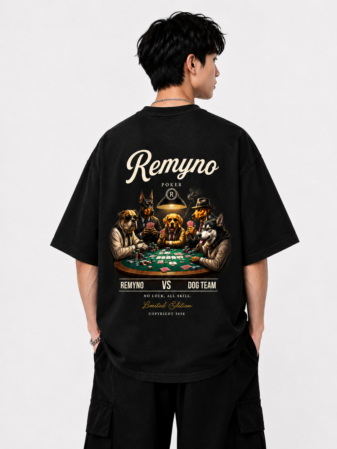 Cotton T-shirt with "REMYNO" brand logo print.